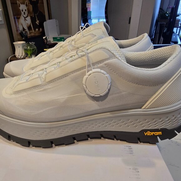 OTW by Vans Old Skool 36 Trail Vibram White Grey VN000D1992A Men's SZ 12 US NEW - Picture 1 of 16